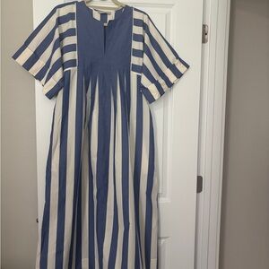 Everlane Blue and White Striped Dress - Size S - worn once for an event!